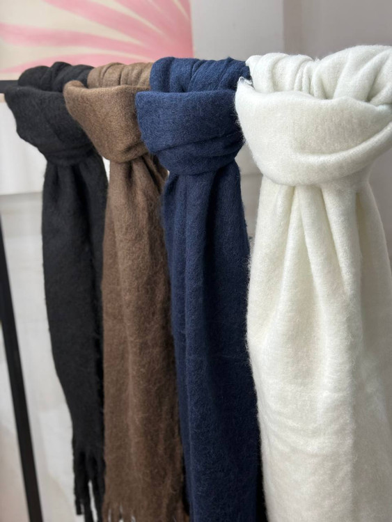 خرید بیگ اسکارف دلوین شیک و گرم