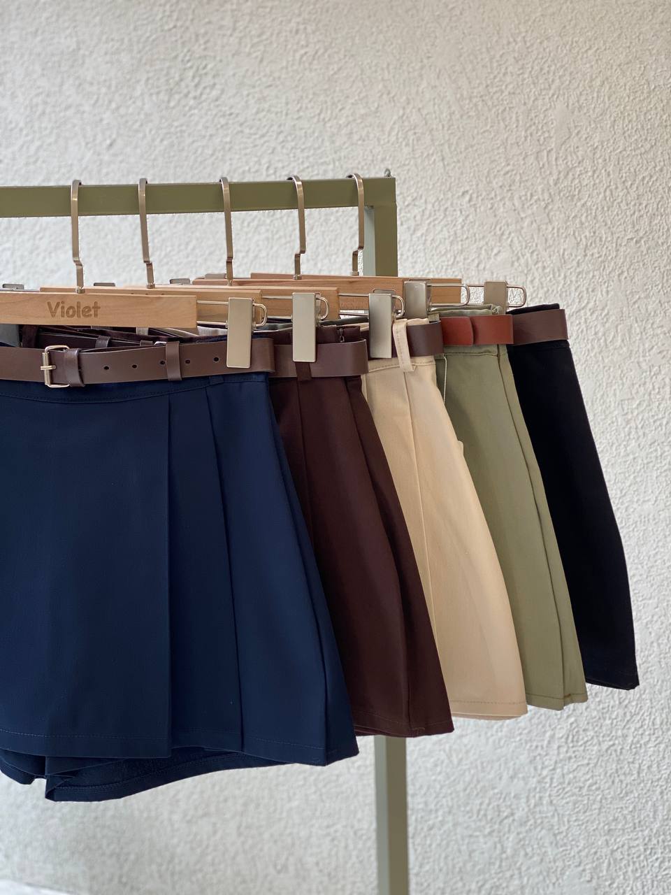 تصویر شلوارک دامنی کتان skirt